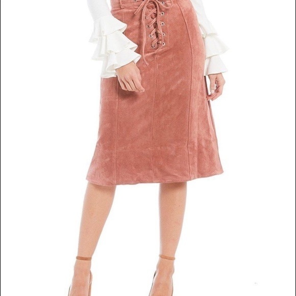 Gianni Bini Faux Suede Skirt - Picture 8 of 11